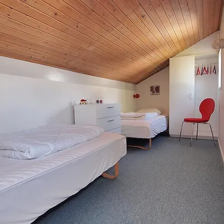 Two-bedroom Marielyst 01 *