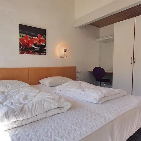 Two-bedroom Marielyst 01 Apartmán