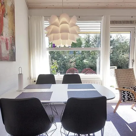 Two-bedroom Marielyst 01 *